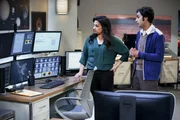 Anu (Rati Gupta, l.); Rajesh Koothrappali (Kunal Nayyar, r.)