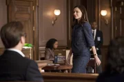 Gibt sich siegessicher und hat Bull um ihren Finger gewickelt: Anwältin Diana Lindsay (Jill Flint, r.)