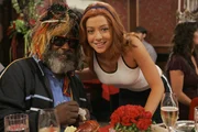 Bereits nach kurzer Trennungszeit hat Lily (Alyson Hannigan, r.) bereits einen neuen Verehrer: Funk-Legende George Clinton (George Clinton, l.) ...
