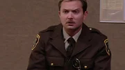 Lieutenant Jim Dangle (Thomas Lennon)