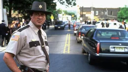 Sheriff Freddy Heflin macht Jagd auf korrupte New Yorker Polizisten.