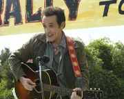 Nachdem das Wahrzeichen Orsons zerst&ouml;rt wurde, setzen sich Reverend TimTom (Paul Hipp) und einige Dorfbewohner f&uuml;r dieses ein. Nicht ahnend, wer f&uuml;r die Zerst&ouml;rung wirklich verantwortlich ist ...