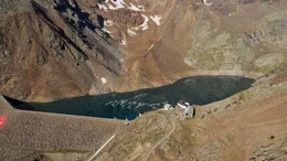 Gr&uuml;nsee im Hochgebirge.