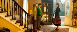 (v.l.n.r.) Jane Banks (Emily Mortimer); Michael Banks (Ben Whishaw); Mary Poppins (Emily Blunt)