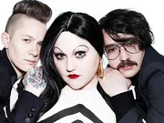 Die Sendung erzählt die Storys hinter Hits u.a. von James Brown, Marvin Gaye, den Village People, Madonna, Peter Gabriel und Gossip. Die Sendung erzählt die Storys hinter Hits u.a. von James Brown, Marvin Gaye, den Village People, Madonna, Peter Gabriel und Gossip.