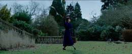 Mary Poppins (Emily Blunt)