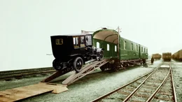 Wenn der Hof auf Reisen ging, kamen Kutschen, Pferde und nat&uuml;rlich auch Automobile mit.