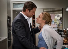 Mike Banning (Gerard Butler), Leah Banning (Piper Perabo).