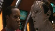 Benjamin 'Ben' Sisko (Avery Brooks) und Gul Dukat (Marc Alaimo)