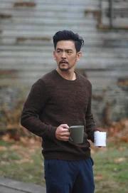 Ist Andys (John Cho) Besessenheit schon so weit vorangeschritten, das nicht einmal Marcus und Tomas den Dämon noch stoppen können? Ist Andys (John Cho) Besessenheit schon so weit vorangeschritten, das nicht einmal Marcus und Tomas den Dämon noch stoppen können?