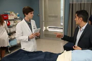 L-R: Dr. Shaun Murphy (Freddie Highmore) and Dr. Neil Melendez (Nicholas Gonzalez).