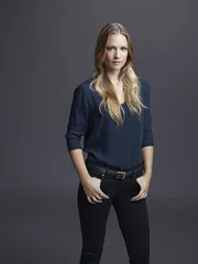 (10. Staffel) - Stets im Einsatz f&uuml;r die Gerechtigkeit: Jennifer "J.J." Jareau (A.J. Cook) ...