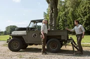 Die Ranger Jonas (Philipp Danne) und Christoph (Jörg Witte) finden zerstörte Wegweiser im Nationalpark auf. Offenbar ein Sabotageakt. Die Ranger Jonas (Philipp Danne) und Christoph (Jörg Witte) finden zerstörte Wegweiser im Nationalpark auf. Offenbar ein Sabotageakt.