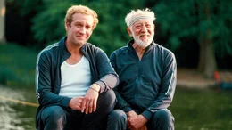 Dieter Hallervorden (rechts) mit seinem Sohn Johannes Hallervorden (links) im W&ouml;rlitzer Park Dessau.
