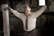 Als Detective Vince Korsak (Bruce McGill) in seinem Haus ankommt, erwartet ihn ein purer Alptraum. Er wird im Keller angekettet und soll hingerichtet werden! Wird ihm rechtzeitig geholfen? +++ Als Detective Vince Korsak (Bruce McGill) in seinem Haus ankommt, erwartet ihn ein purer Alptraum. Er wird im Keller angekettet und soll hingerichtet werden! Wird ihm rechtzeitig geholfen? +++