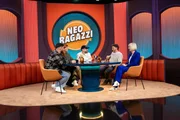Illustre Runde bei "Neo Ragazzi": Von links: Tahsim, Sophie Passmann, Mark Forster, Tommi Schmitt und Gundula Gause im fr&ouml;hlichen Austausch