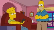 Bart (l.) f&uuml;hlt sich in jedem Alter von Lisa in den Schatten gestellt. Doch wie geht Homer (r.) damit um?