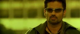 Marc Issa (Suniel Shetty)  Die Verwendung des sendungsbezogenen Materials ist nur mit dem Hinweis und Verlinkung auf RTL+ gestattet.; Marc Issa (Suniel Shetty)  Die Verwendung des sendungsbezogenen Materials ist nur mit dem Hinweis und Verlinkung auf RTL+ gestattet.