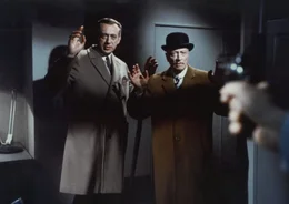 Inspektor Perkins (Horst Tappert) und Sir Arthur (Hubert von Meyerinck) werden bedroht.