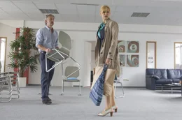 Standesbeamtin Ellen (Veronica Ferres, re.) zum erstenmal bei ihrem Therapeuten Christian (Dominic Raacke, li).