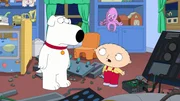 Da die Zeitmaschine ihm und Brian (l.) immer wieder Ärger bringt, beschließt Stewie (r.), diese zu vernichten. Doch ist dies ein Fehler? Da die Zeitmaschine ihm und Brian (l.) immer wieder Ärger bringt, beschließt Stewie (r.), diese zu vernichten. Doch ist dies ein Fehler?