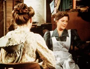 Sarah Carter spricht sich mit Laura Ingalls &uuml;ber ihren Vater aus, der ihr soviel Kummer macht.