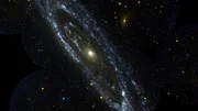 Dieses Bild stammt vom NASA Galaxy Evolution Explorer und ist eine Beobachtung der großen Andromeda-Galaxie, Messier 31. Die Andromeda-Galaxie ist die massereichste in der lokalen Gruppe von Galaxien, zu der auch unsere Milchstraße gehört. Dieses Bild stammt vom NASA Galaxy Evolution Explorer und ist eine Beobachtung der großen Andromeda-Galaxie, Messier 31. Die Andromeda-Galaxie ist die massereichste in der lokalen Gruppe von Galaxien, zu der auch unsere Milchstraße gehört.