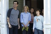 v.li.: Phil Dunphy (Ty Burrell), Claire Dunphy (Julie Bowen), Haley Dunphy (Sarah Hyland), Luke Dunphy (Nolan Gould), Alex Dunphy (Ariel Winter).