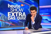 Lutz van der Horst im Studio seiner neuen Show "heute-show extra - Das Quiz"