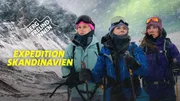 Key Visual zu Bergfreundinnen - Expedition Skandinavien. Von links: Antonia Schlosser (Toni Schlosser), Katharina Kestler (Kaddi Kestler) und Elisabeth Bartelmus (Lisa Bartelmus).