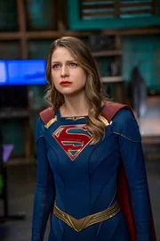 Kara alias Supergirl (Melissa Benoist)