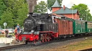Schmalspur-Romantik pur kann man jeden Tag auf Rügen erleben, beim „Rasenden Roland“. Die Rügensche Bäderbahn wird seit 2008 von der PRESS betrieben. Schmalspur-Romantik pur kann man jeden Tag auf Rügen erleben, beim „Rasenden Roland“. Die Rügensche Bäderbahn wird seit 2008 von der PRESS betrieben.
