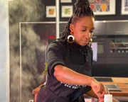 Jennifer Mulinde-Schmid will mit ihrem Z&uuml;rcher Geschnetzelten &uuml;berzeugen.