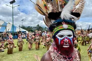 Das Mount Hagen Festival ist die wichtigste Kulturveranstaltung im ganzen Land. Hunderte St&auml;mme pr&auml;sentieren hier ihre Br&auml;uche.