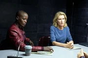 Einig gegen Rechts: Anais (Florence Kasumba) und Charlotte (Maria Furtwängler) Einig gegen Rechts: Anais (Florence Kasumba) und Charlotte (Maria Furtwängler)