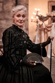 Ottilie Senior (Eleonore Weisgerber)