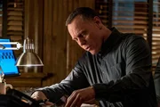 Hank Voight (Jason Beghe)