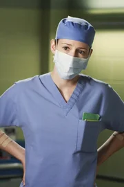 Lexie (Chyler Leigh) und ihre Kollegen experimentieren weiter an sich herum und riskieren schlie&szlig;lich das Leben einer Kollegin ...