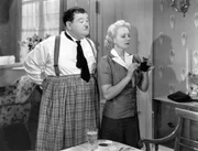 Oliver Hardy, Minna Gombell. Oliver Hardy, Minna Gombell.