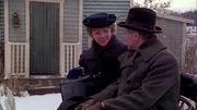 Dr, Snow (Graham McPherson), Felicity King (Gema Zamprogna) (v.r.) Dr, Snow (Graham McPherson), Felicity King (Gema Zamprogna) (v.r.)