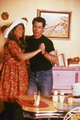 James (John Travolta) und seine Frau Mollie (Kristie Alley) freuen sich auf ihr Baby, das in wenigen Tagen zur Welt kommen wird.