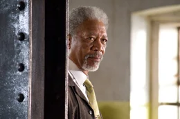 Sloan (Morgan Freeman)