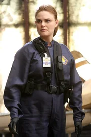 Ein weiteres Opfer des immer noch nicht gefassten Serienm&ouml;rders l&auml;sst Brennan (Emily Deschanel) keine Ruhe.