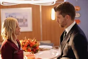 Chicago Med Staffel 10 Folge 8 Vertrautes Gespräch: Jessy Schram als Dr. Hannah Asher, Luke Mitchell als Dr. Mitch Ripley Chicago Med Staffel 10 Folge 8 Vertrautes Gespräch: Jessy Schram als Dr. Hannah Asher, Luke Mitchell als Dr. Mitch Ripley