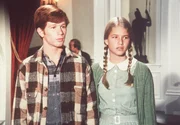 Ben Walton (Eric Scott, l.) und Nancy (Cindy Fisher, r.) wird langsam aber sicher klar, dass sie mit der Wahrheit herausrücken müssen. Ben Walton (Eric Scott, l.) und Nancy (Cindy Fisher, r.) wird langsam aber sicher klar, dass sie mit der Wahrheit herausrücken müssen.