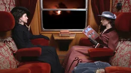 Selbst die Kaiserin besteigt den mond&auml;nen Orientexpress, um damit bequem von Wien nach Paris zu reisen.