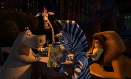 Der selbstverliebte L&ouml;we Alex, das vorlaute Zebra Marty, die st&auml;ndig panische Giraffe Melman und die divenhafte Nilpferd-Dame Gloria sind die absoluten Stars im Zoo des New Yorker Central Parks. Doch eines Tages beschlie&szlig;en sie, das Leben in Freiheit kennen zu lernen ...