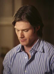 Susan erf&auml;hrt Beunruhigendes von ihrem Cousin Tim (Chris Carmack), der Katherine vor 12 Jahren begegnet war und einen Streit zwischen ihr und ihrem Ehemann mitbekommen hatte ...