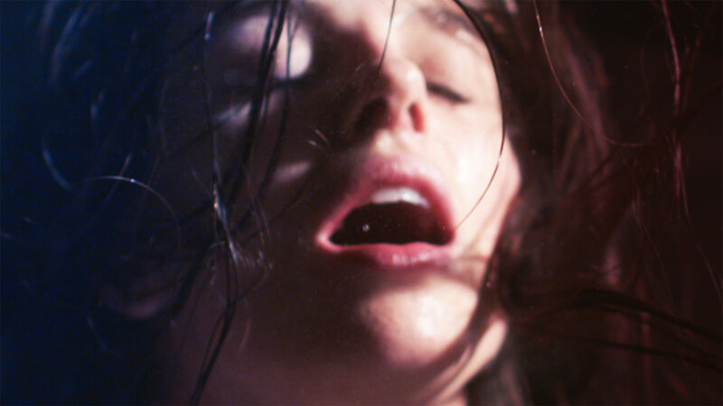 Let her Out (USA, 2016)