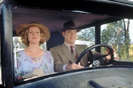 Ahnen nicht, dass sie bald ihre innere Ruhe verlieren werden: Janice (Bonnie Hunt, l.) und Paul (Tom Hanks, r.) ...